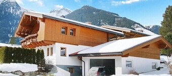 House in Krimml near Waterfalls & Hiking Trails