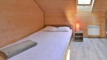 2 chambres, lit parapluie, Wi-Fi gratuit, draps fournis