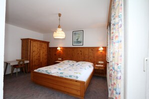 1 Schlafzimmer, Internetzugang