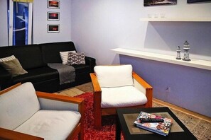 Smart TV, chimenea y reproductor de DVD 