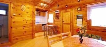 maison de vacances, Dabrowica