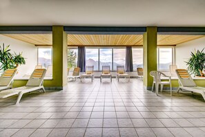 Interior - Chalet on Zettersfeld with Dolomite Views (Thurn/Lienz)