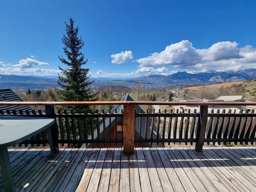 Chalet cosy 6 pers. à Saint-Michel-de-Chaillol - balcon sud, 3 chambres, animaux admis