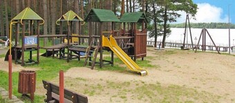 Holiday Home in Kretowiny near Lake