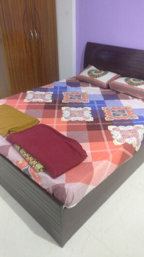2 Schlafzimmer, schallisolierte Zimmer