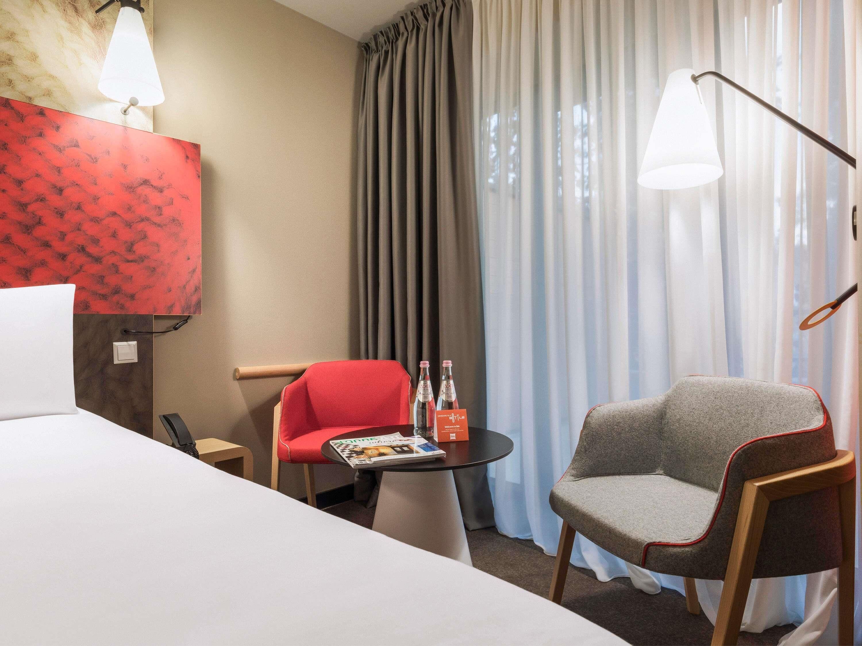 Superior Room, 1 Double Bed, Balcony | In-room safe, desk, blackout drapes, soundproofing