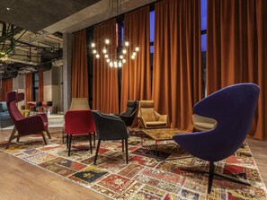 Mittagessen und Abendessen, internationale Küche