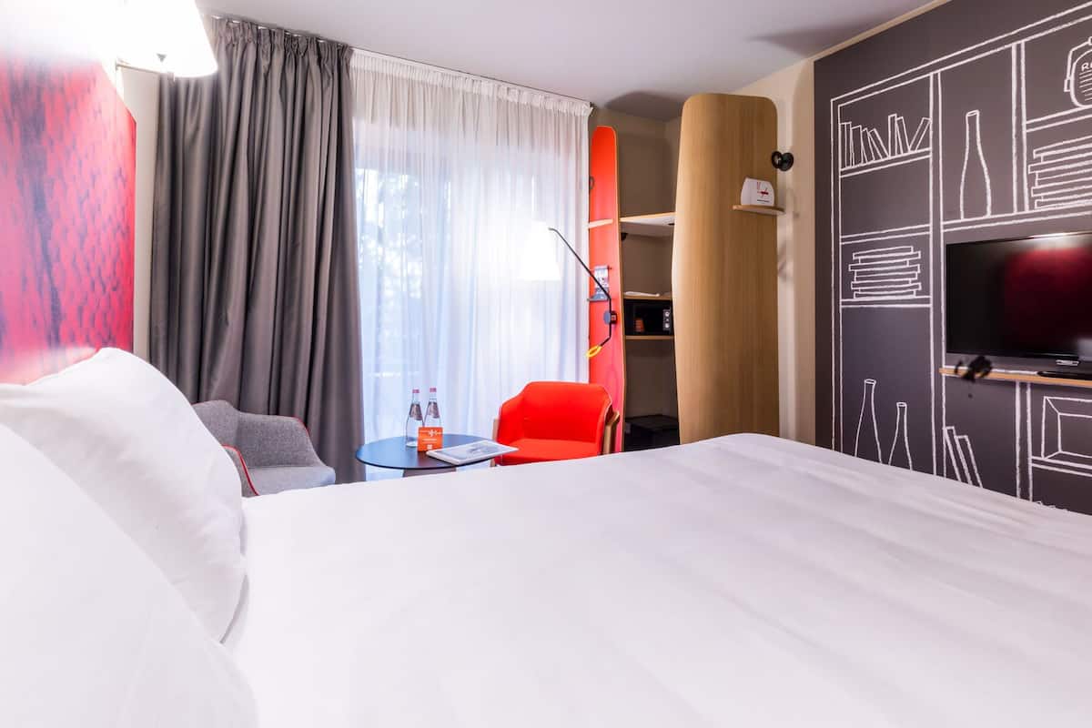 Chambre Double Supérieure, 1 lit double, balcon