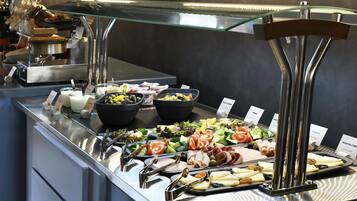 Daily buffet breakfast for a fee