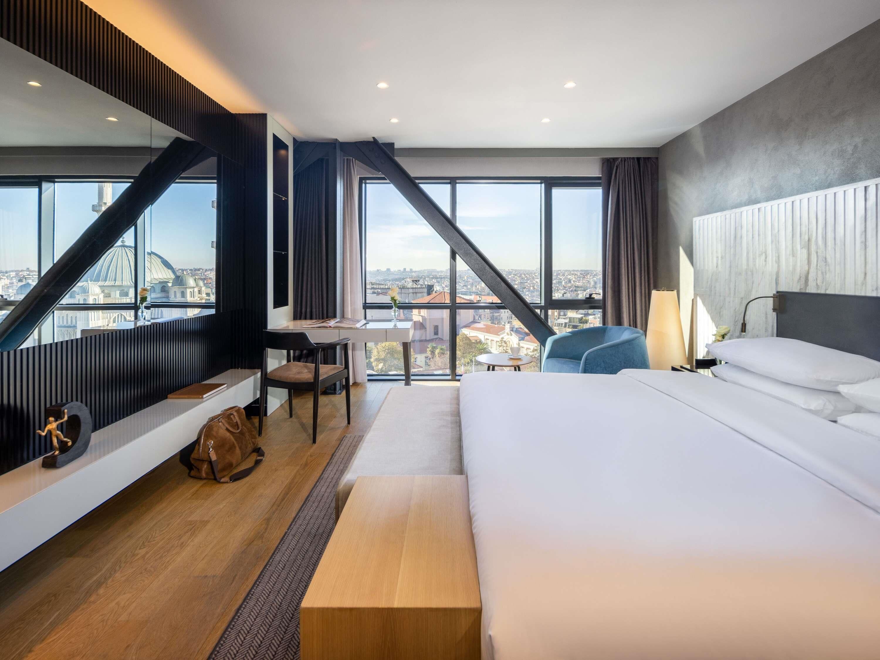 Luxury Room, King Bed, Taksim Square View | Minibar, in-room safe, desk, laptop workspace