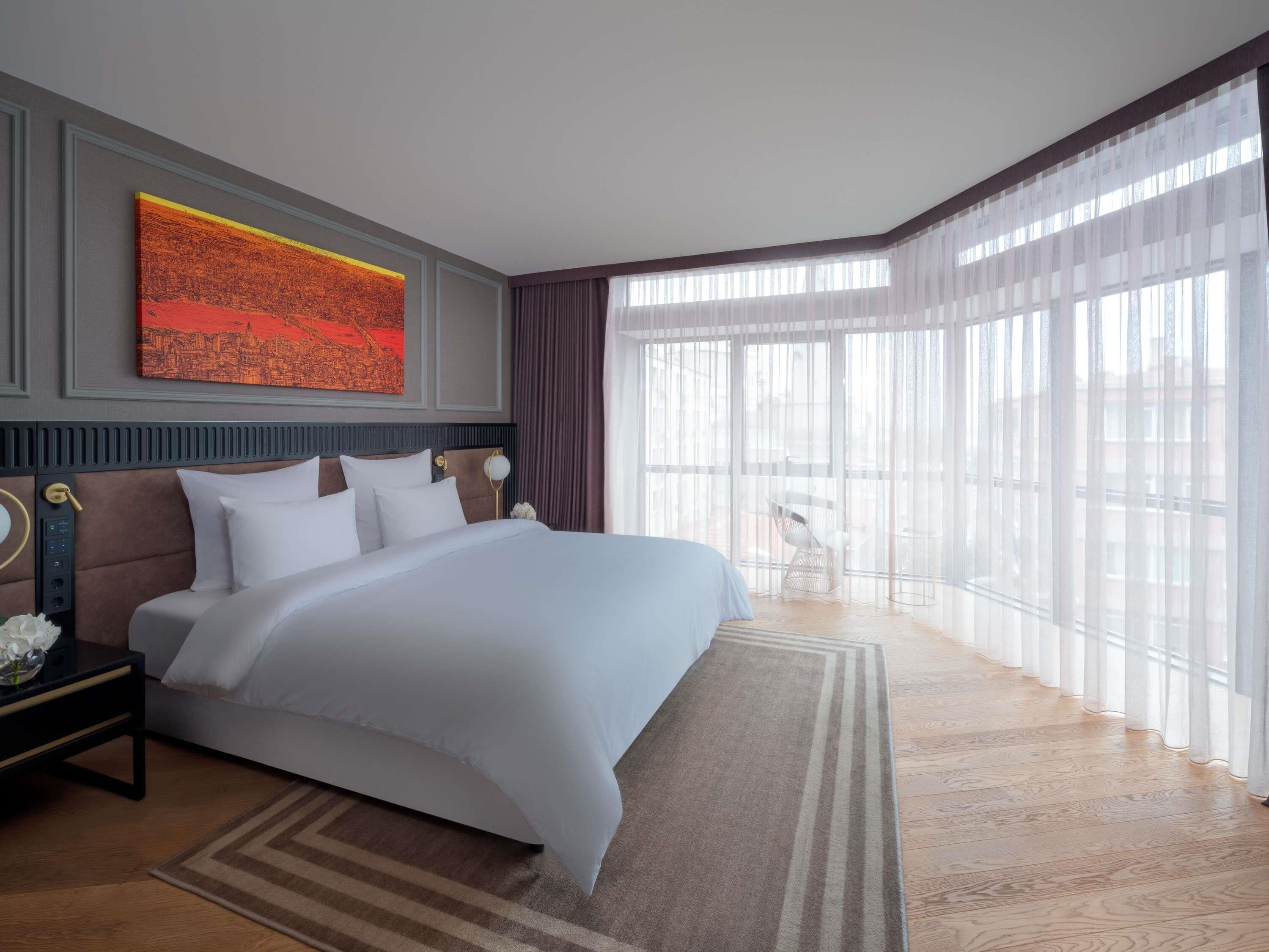 Junior Suite, 1 King Bed (Club Millesime Access) | Minibar, in-room safe, desk, laptop workspace