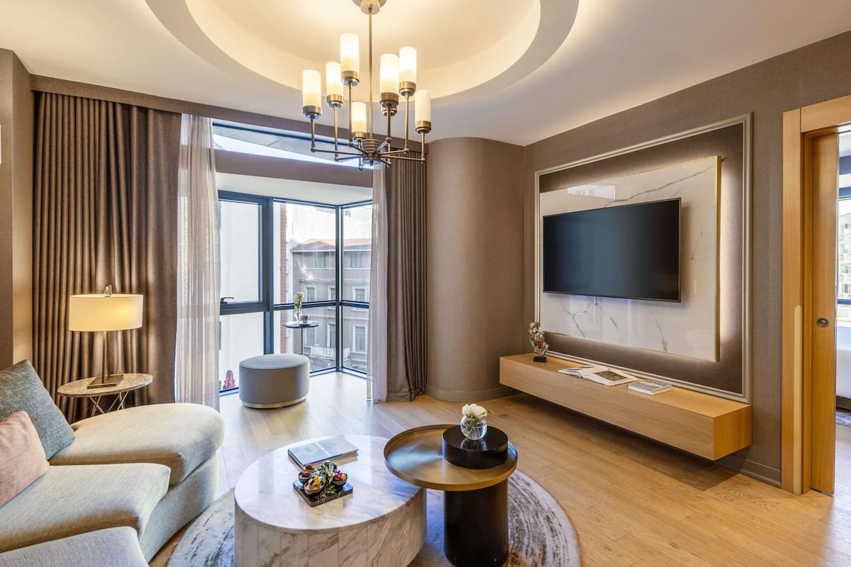 Prestige Suite, One Bedroom, City View, King Bed (Club Millesime Access) | Minibar, in-room safe, desk, laptop workspace