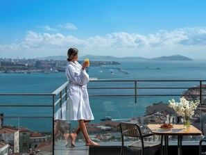 Rooftop terrace - Sofitel Istanbul Taksim (Istanbul)