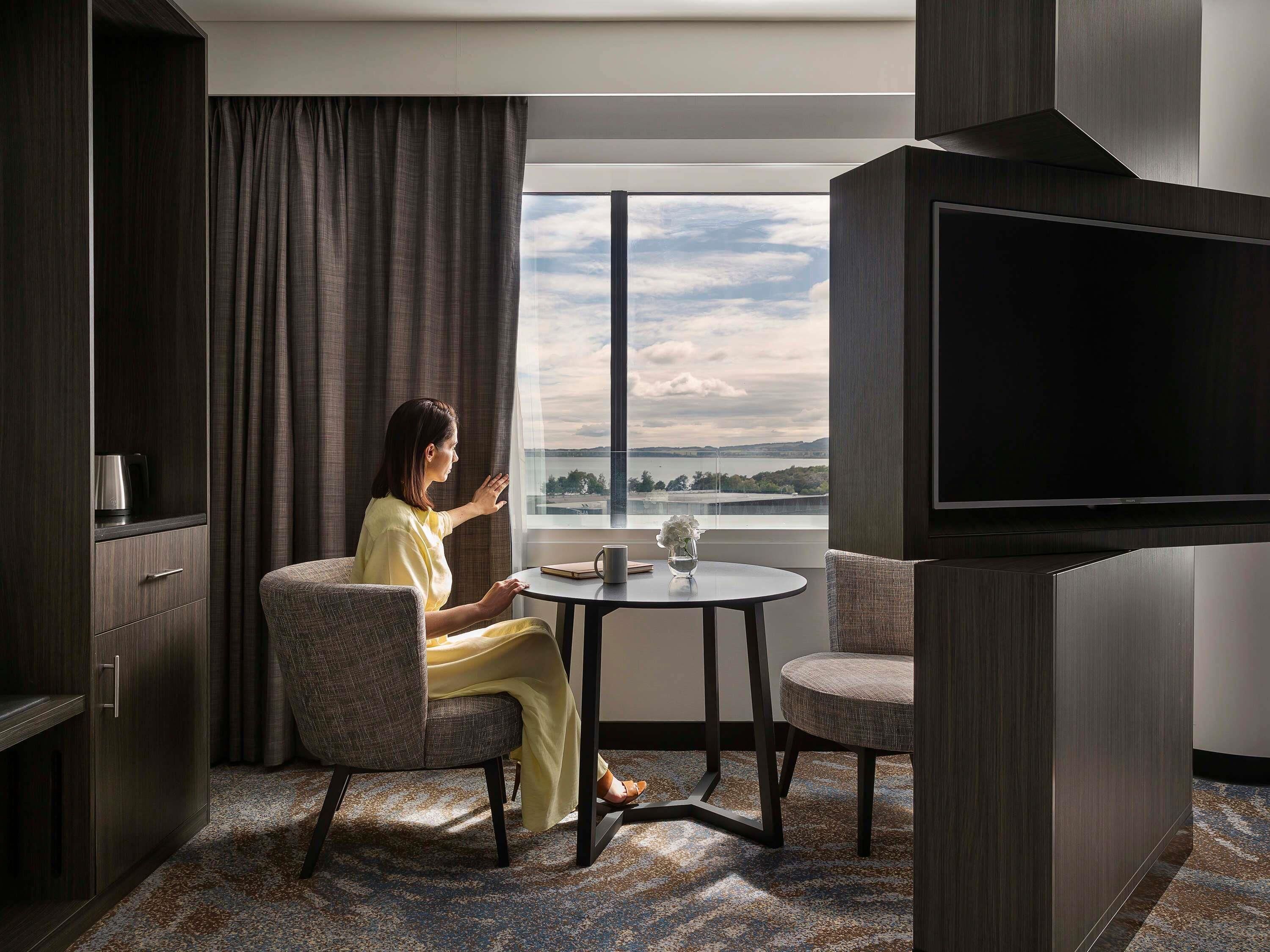 บร ิเวณภายนอก