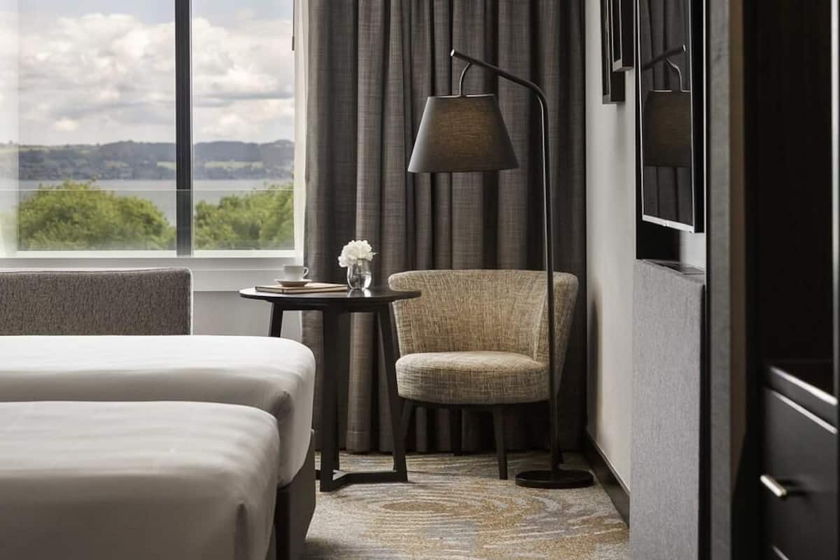 Superior Room, 2 Double Beds, Lake View