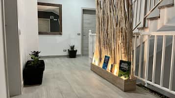 Televisión LED de 32 pulgadas con canales digitales y televisión