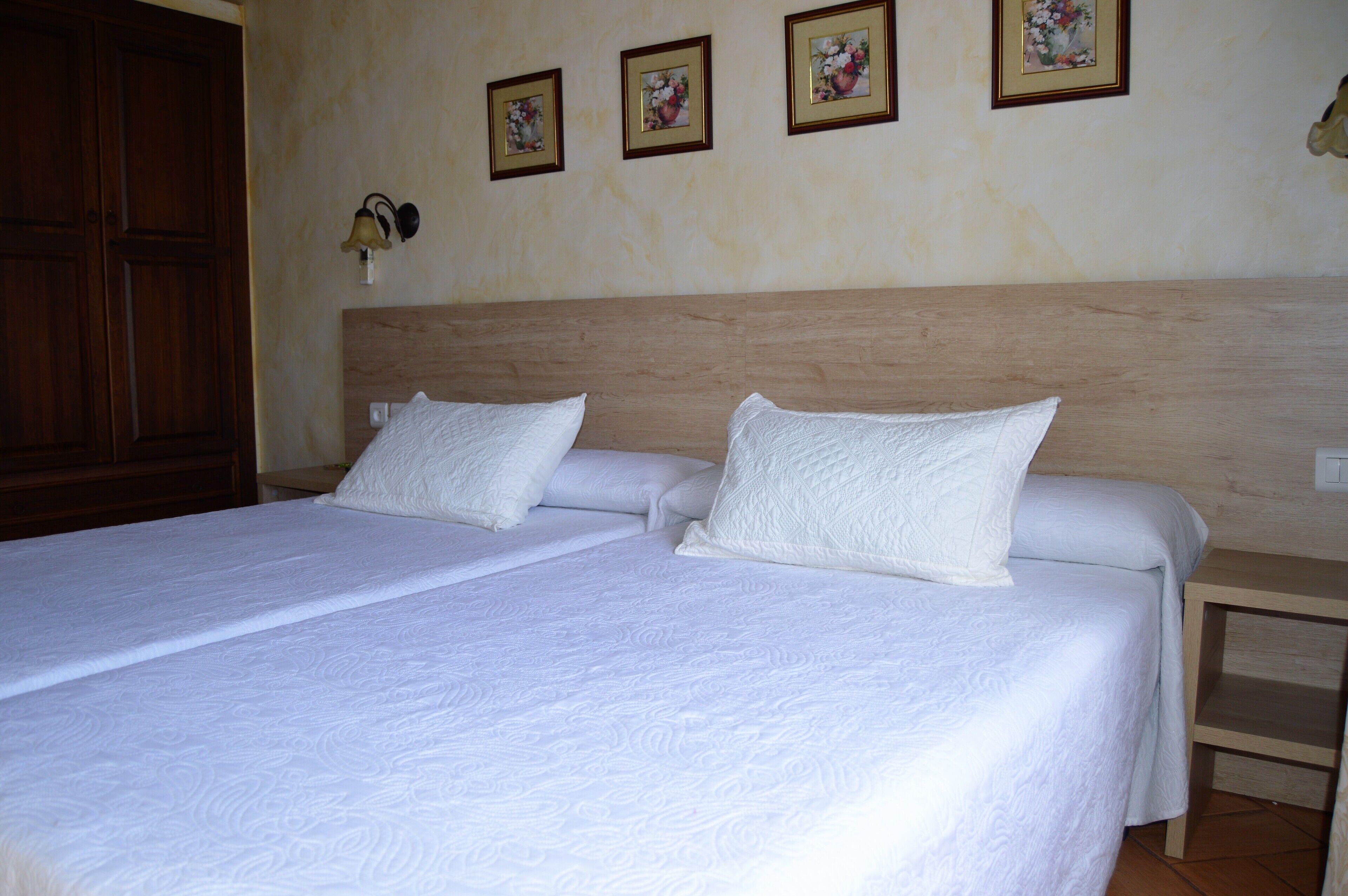 Foto - Apartamentos Turísticos - Hostal Los Alisos