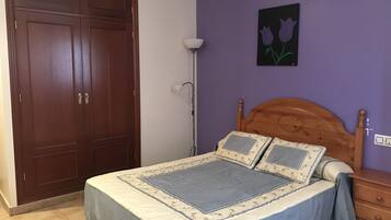 Camera con letto matrimoniale o 2 letti singoli | Wi-Fi gratuito, lenzuola