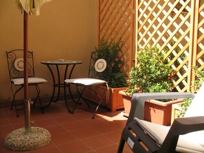 ลานระเบียง/นอกชาน