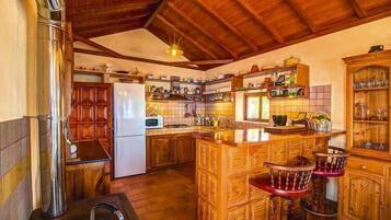 Refrigerador, microondas, parrilla de estufa y lavavajillas