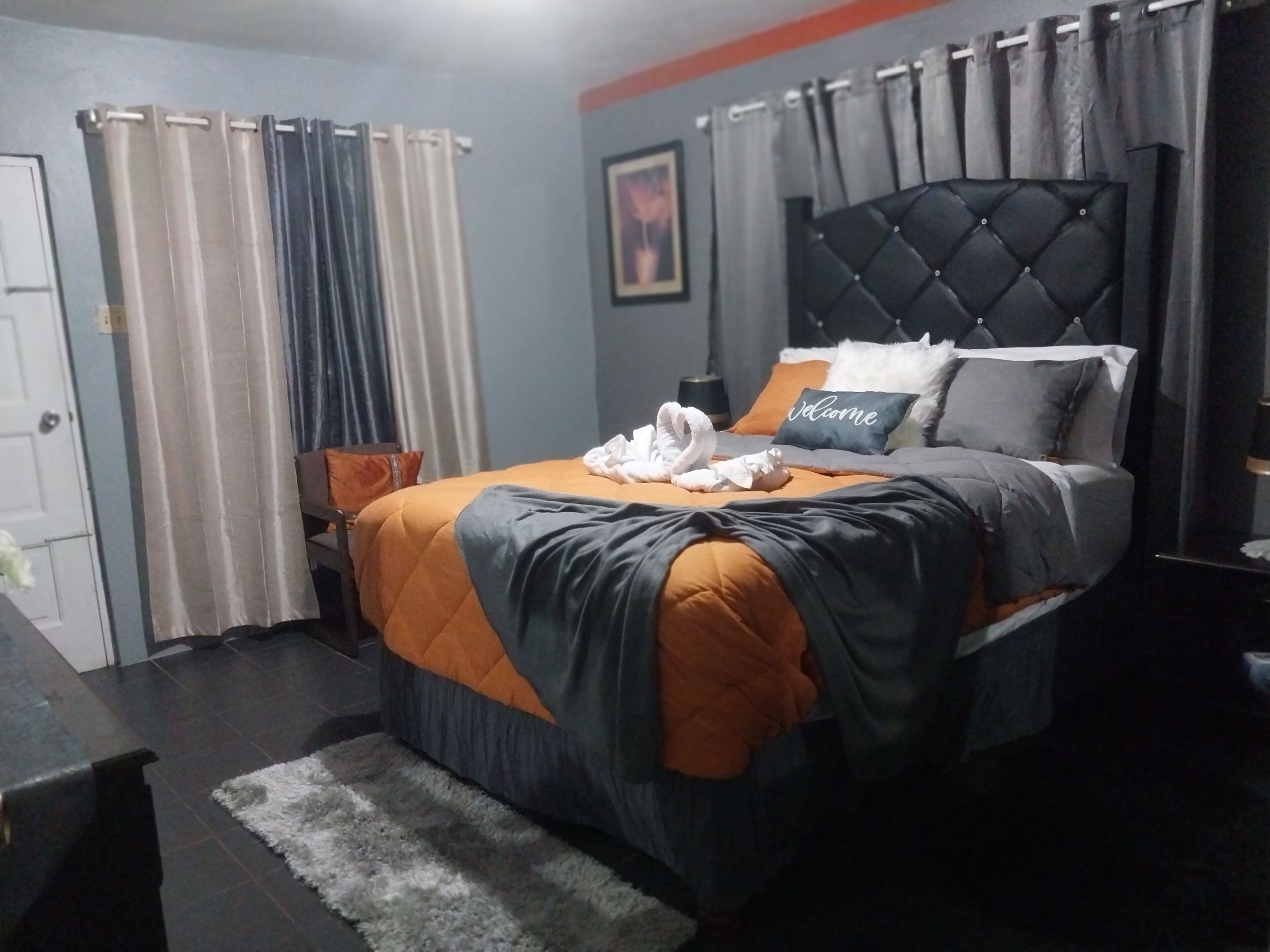 2 chambres, fer et planche à repasser, Wi-Fi gratuit, draps fournis