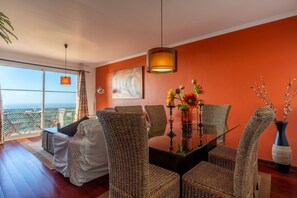 Apartment, 2 Bedrooms, Balcony, Sea View | Living room | Flat-screen TV, DVD player - Barcelos Apartment (Funchal)