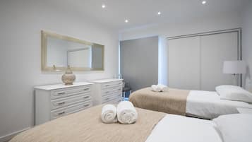 Apartment, 2 Bedrooms, Balcony, Sea View | 2 bedrooms, soundproofing, iron/ironing board, free cots/infant beds