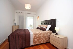 Apartment, 3 Bedrooms, Terrace, Ocean View