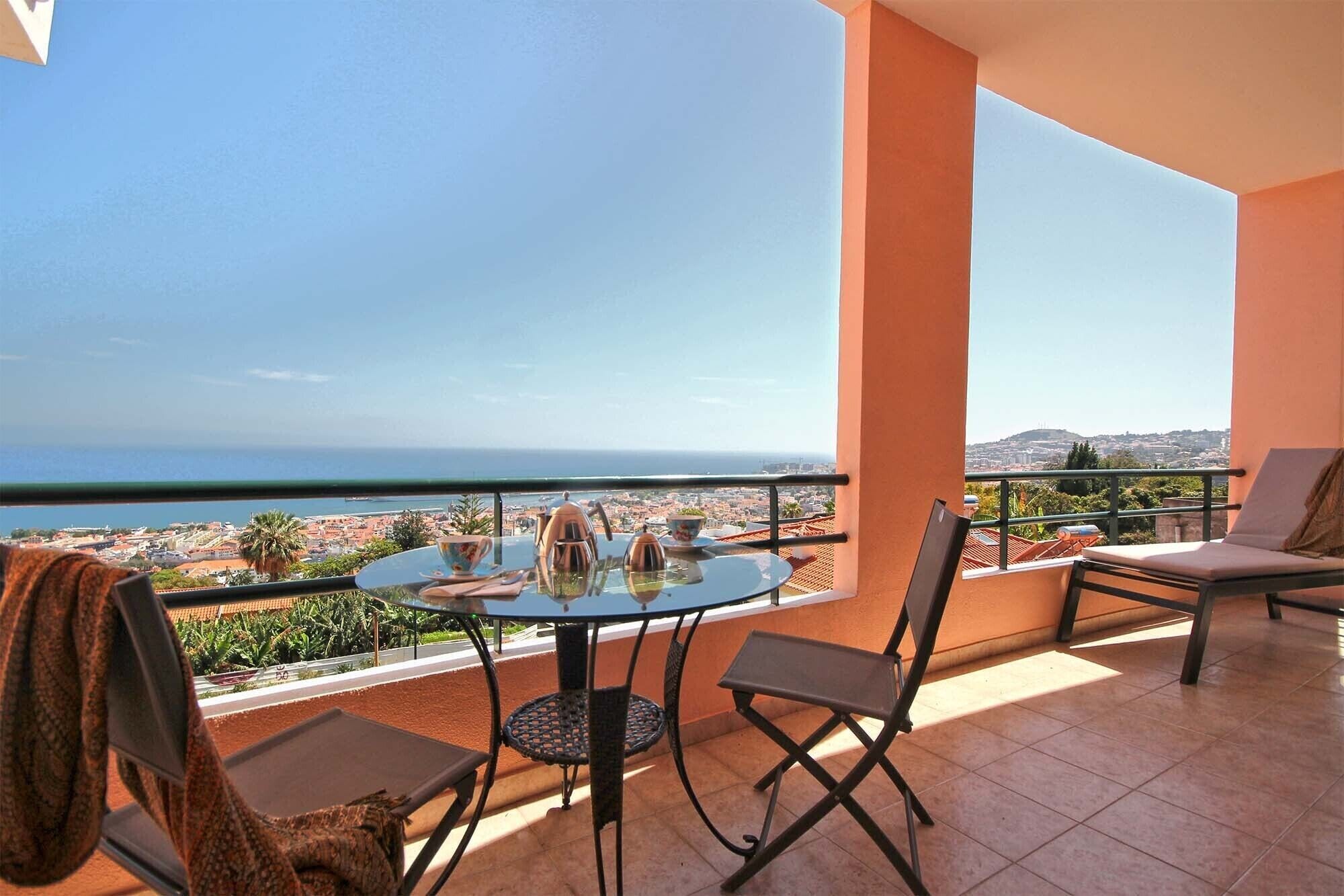 Apartment, 2 Bedrooms, Balcony, Sea View | Terrace/patio