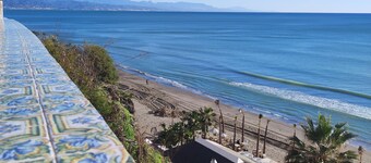 Charming Sea Front Bungalow