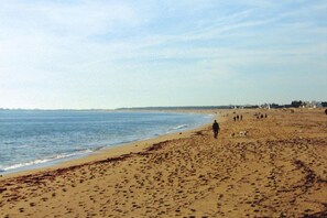 Nær stranden