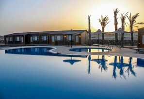 Outdoor pool - Luxury Chalet La Hacienda (Ras Sudr)