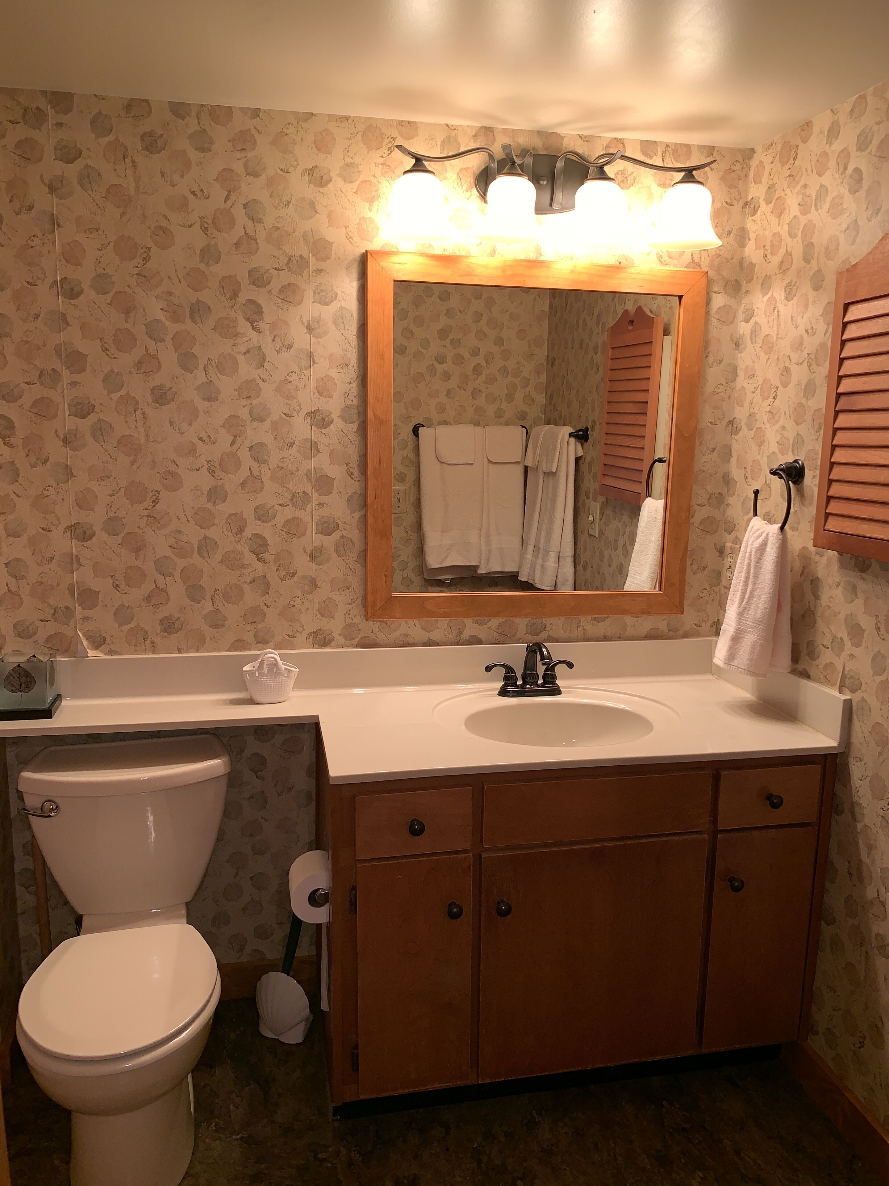 Escape to the moutains! Whether you're looking for a quick trip or long getaway!