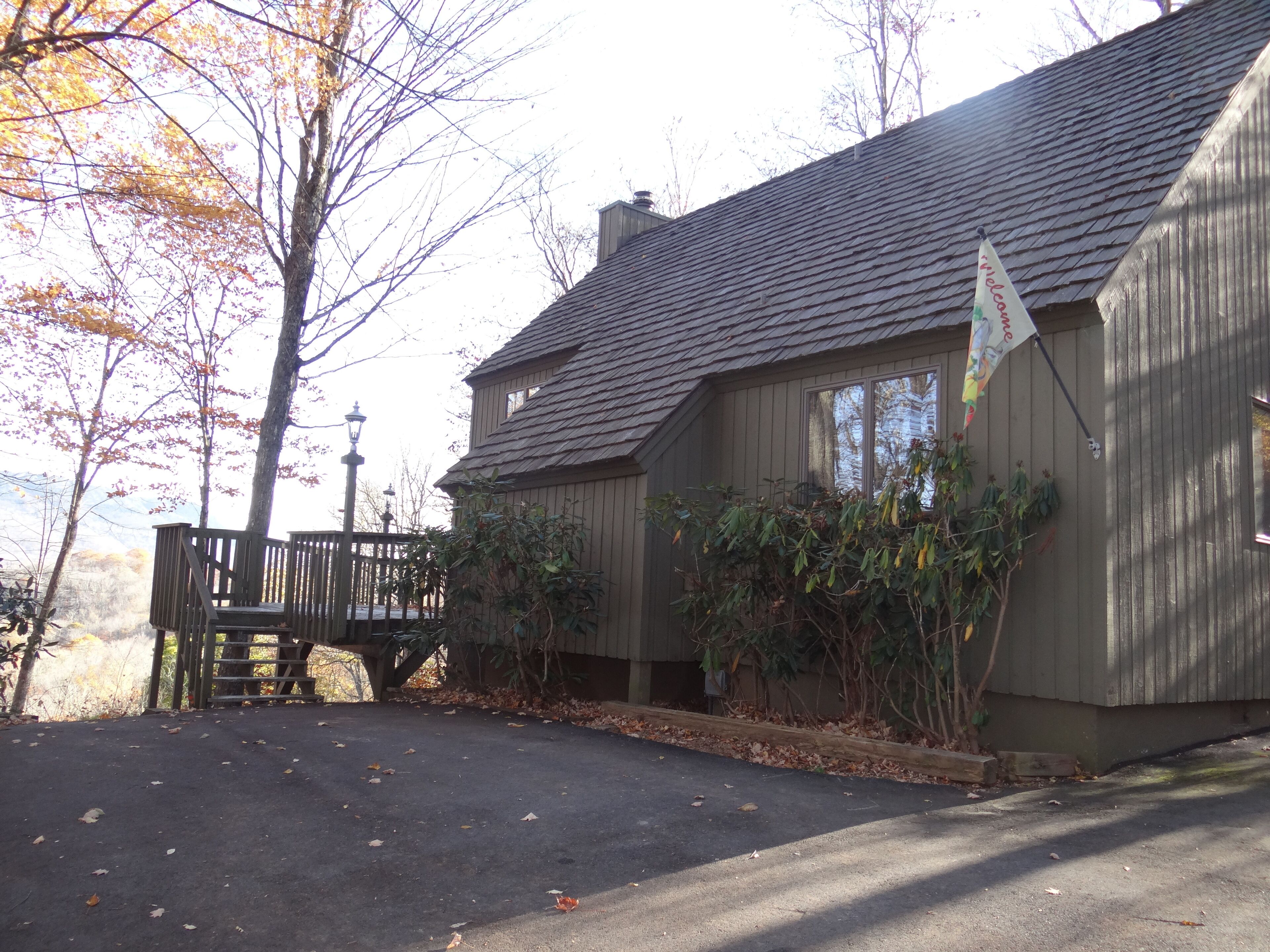 Escape to the moutains! Whether you're looking for a quick trip or long getaway!