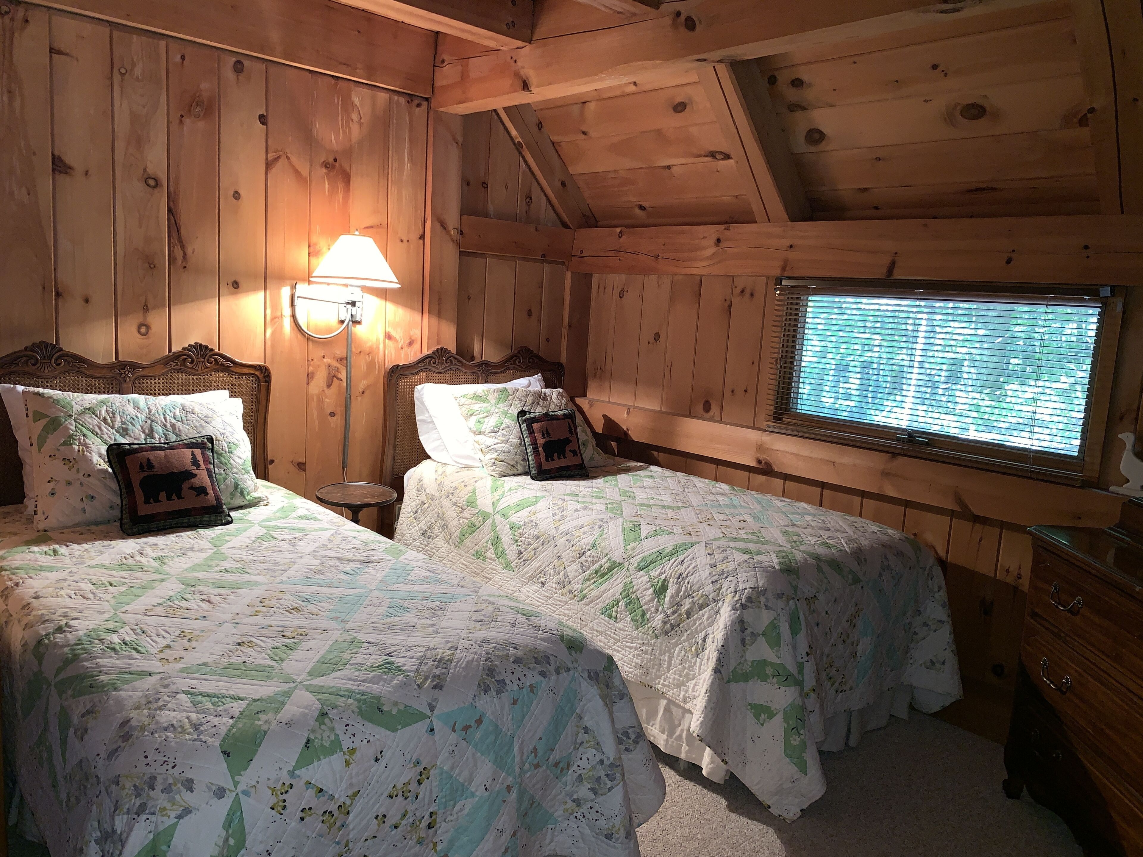 Escape to the moutains! Whether you're looking for a quick trip or long getaway!