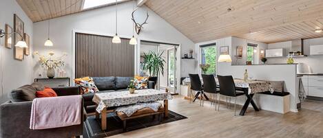 TV, DVD player, foosball, table tennis