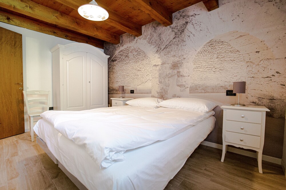 ACCOMMODATION G AND G- Apartment 2