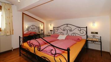 3 Schlafzimmer, Reisekinderbett, kostenloses WLAN