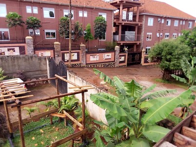 Bawellz center villas