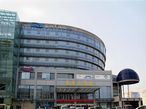 Esterni