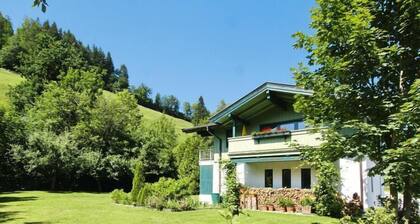 Chalet Ă  MĂŒhltal prĂšs des pistes KitzbĂŒhel