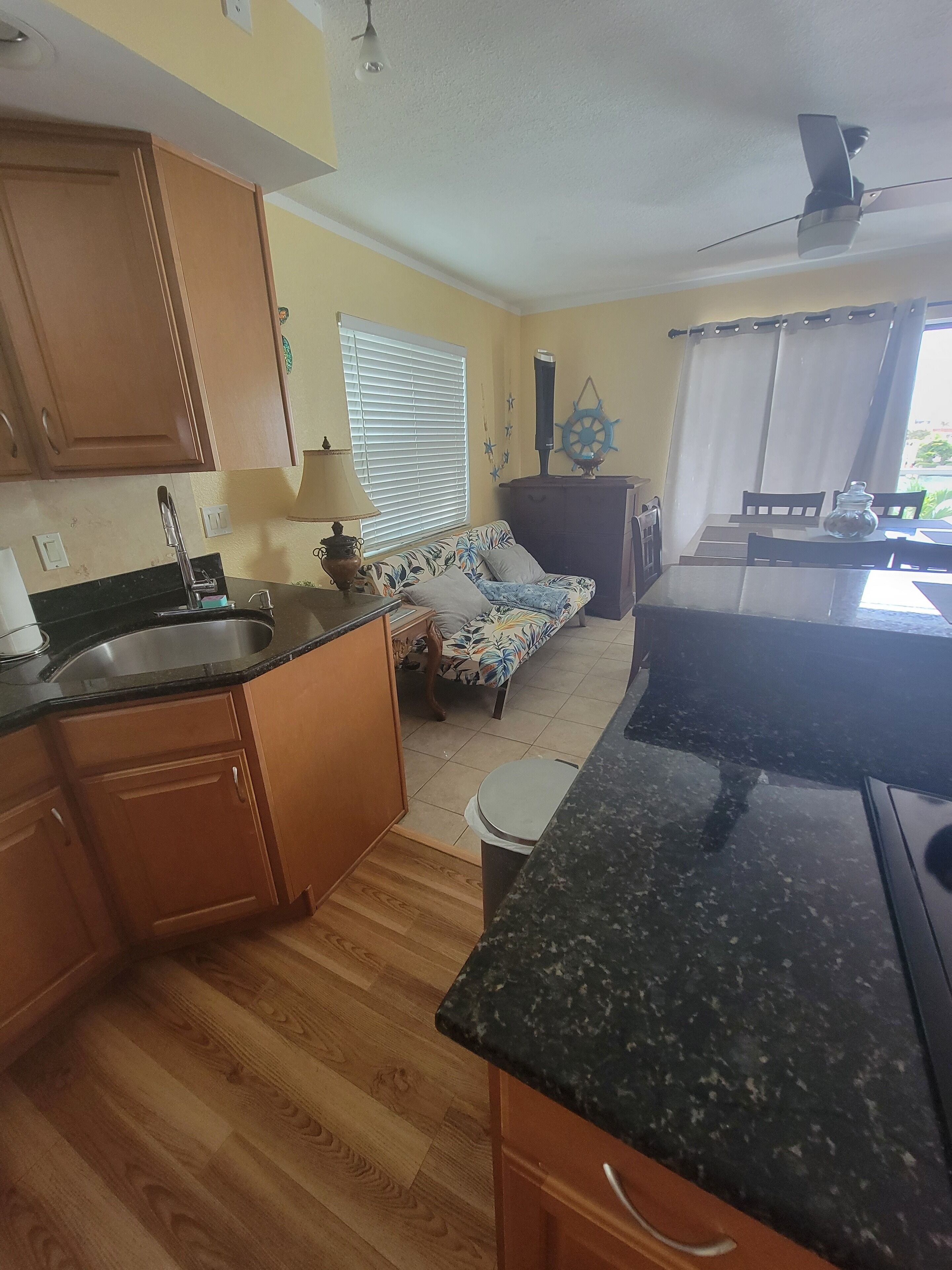 Oasis on the Island - Amazing view, outstanding pool and spa.