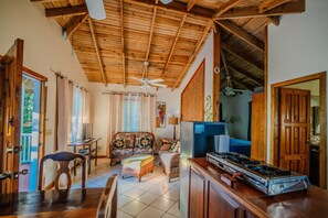 2 bedrooms, premium bedding, pillowtop beds, in-room safe