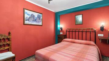 1 habitación y ropa de cama