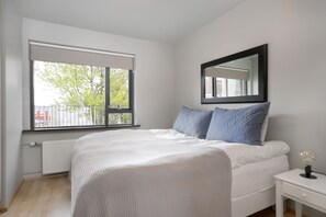 1 bedroom, iron/ironing board, travel cot, free WiFi