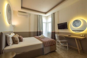3 bedrooms, travel crib, free WiFi - Duplex Gerakini Apartment with Pool (Gerakini)
