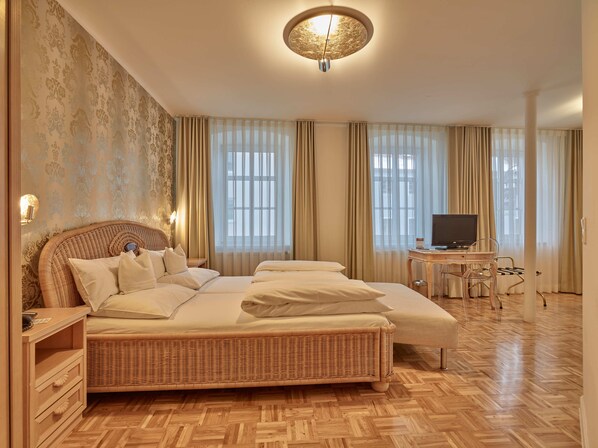 Deluxe-Zimmer, Annex (Lodner) | Hochwertige Bettwaren, individuell dekoriert, individuell eingerichtet