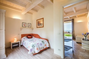 Panoramic Apartment, Hill View (4) | 2 bilik tidur, peralatan tempat tidur premium