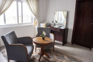 Standard Double Room | Pemandangan dari bilik