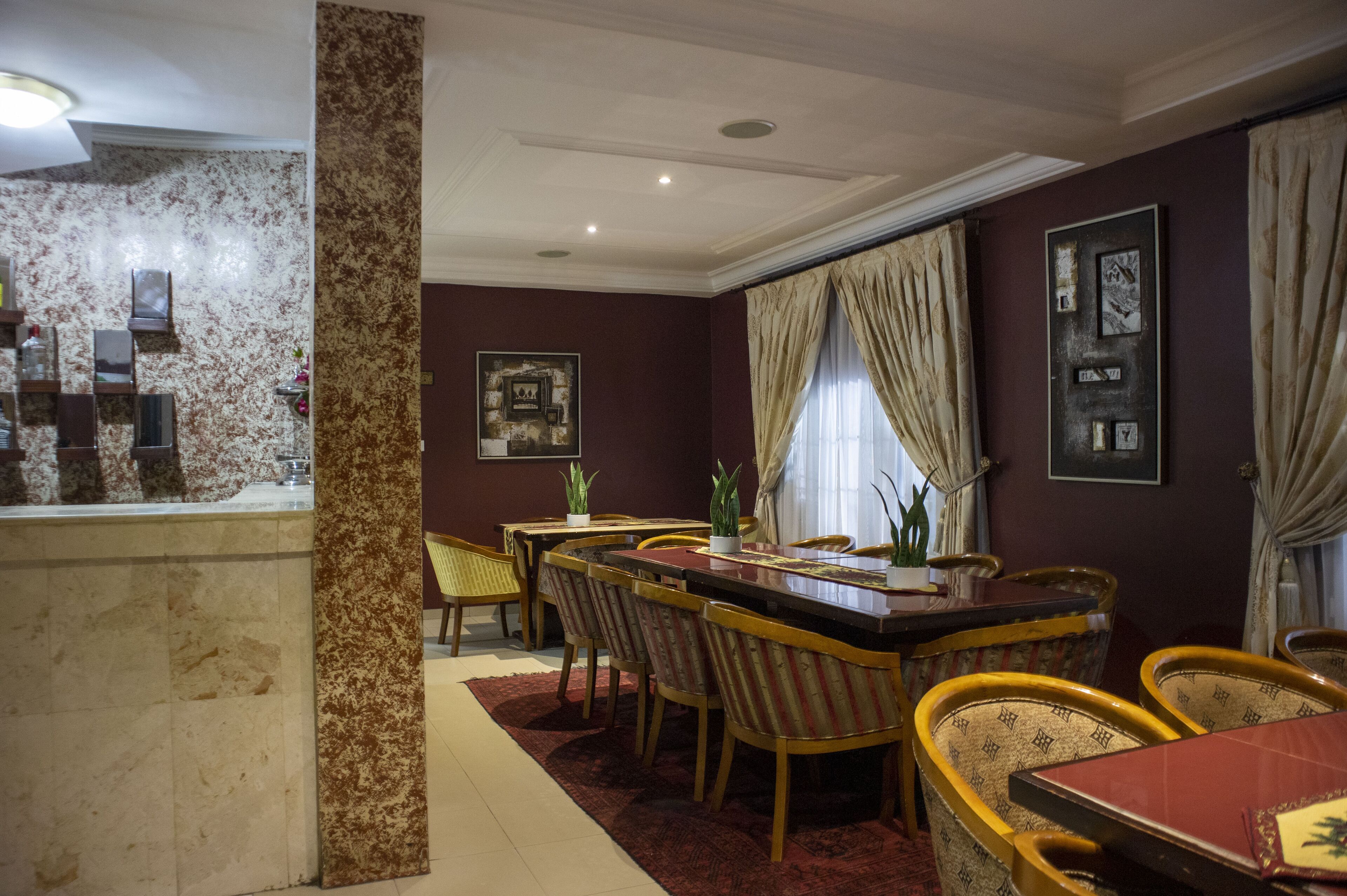 فطور إنجليزي مجانًا يوميًا
